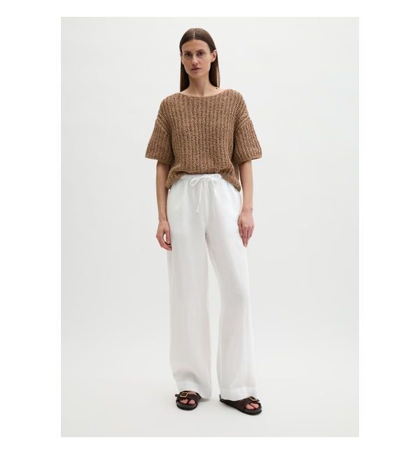 Diese weiße Leinenhose von Marc O'Polo ist nicht durchsichtig